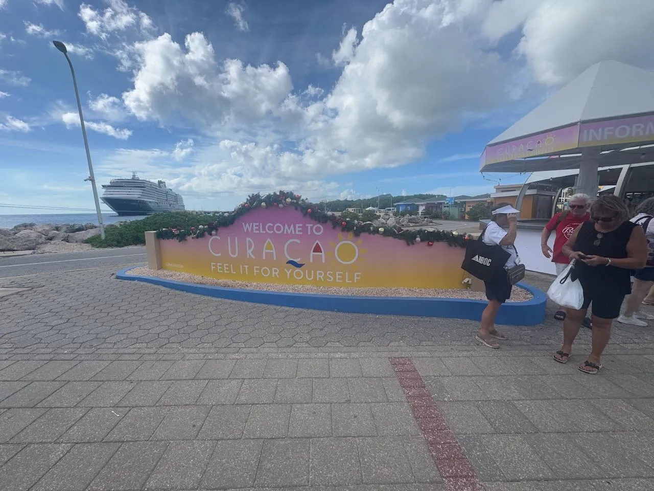 Queen Emma pontoon bridge in Willemstad, the famous floating pedestrian bridge nicknamed Swinging Old Lady since 1888